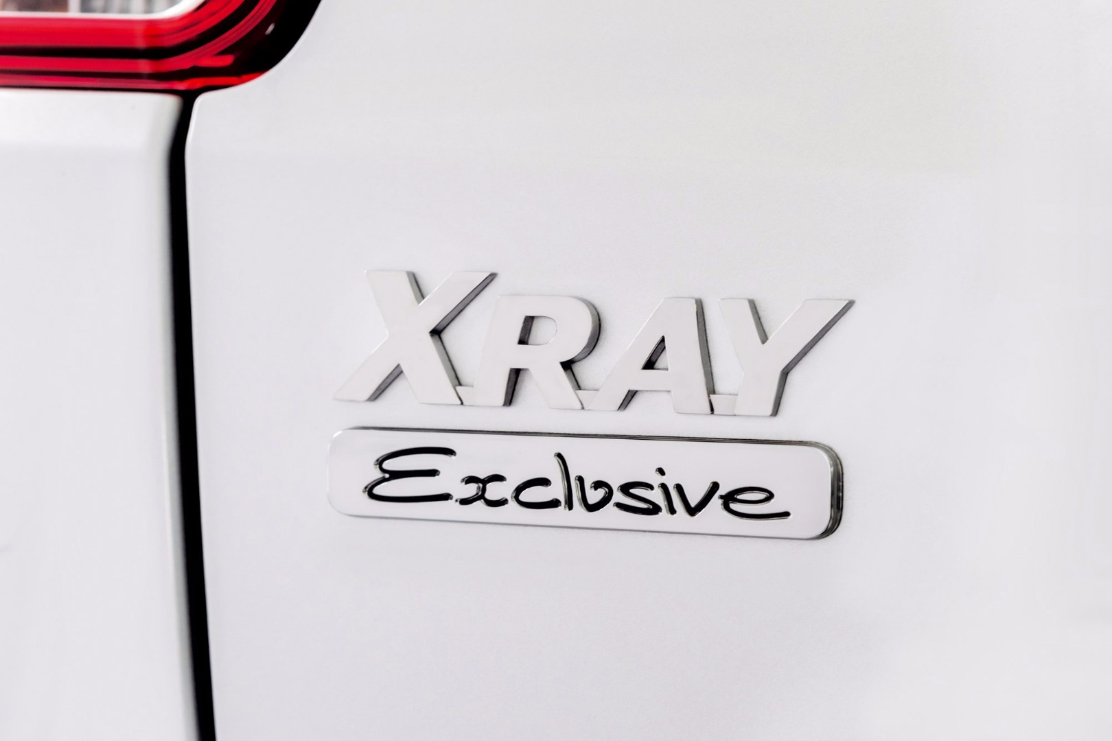 LADA XRAY Exclusive. Двигатель 1,8. Алькантара.